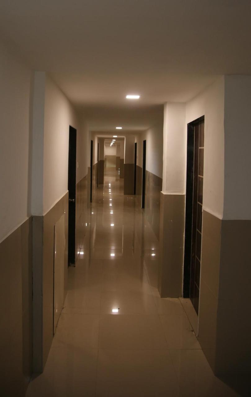 Elite Inn Lonavala Extérieur photo