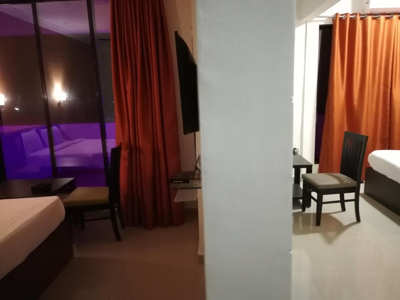 Elite Inn Lonavala Extérieur photo