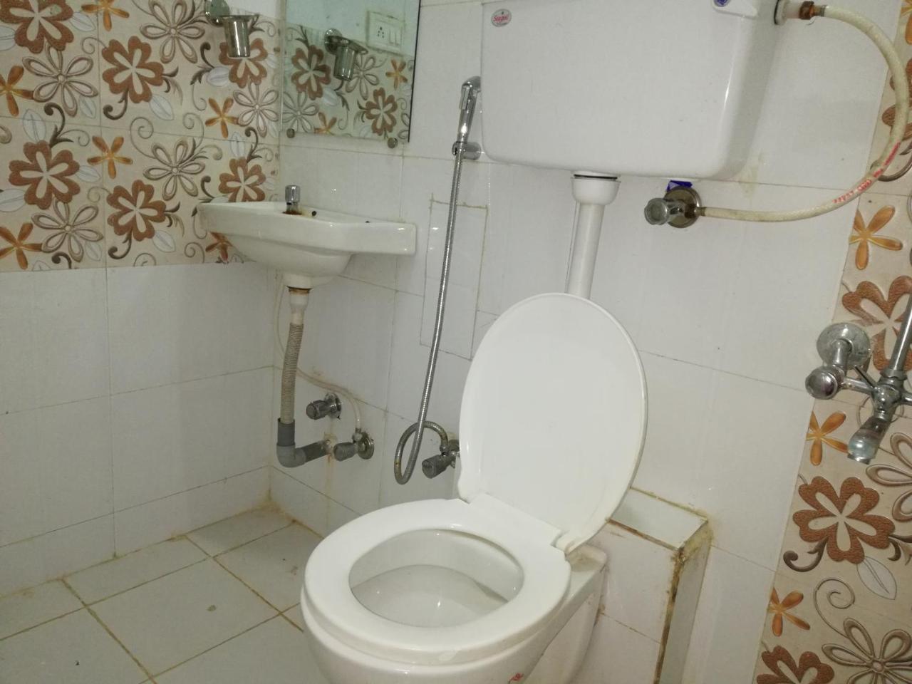Elite Inn Lonavala Extérieur photo